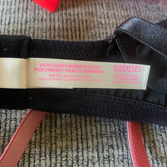 PINK by Victoria Secret Push Up Bra Bundle - Picture 3 of 5